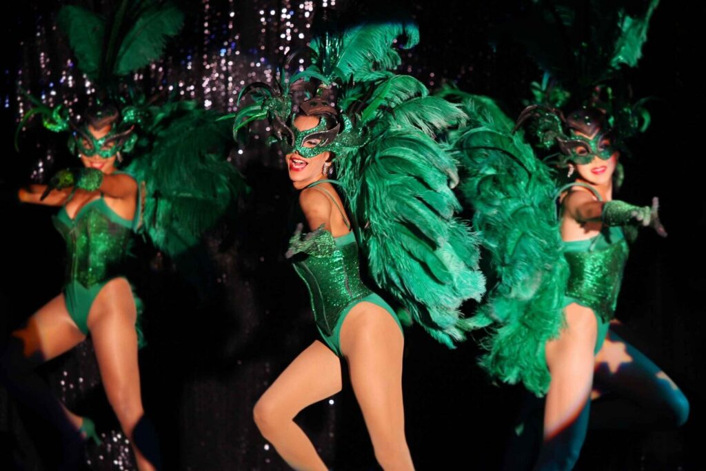 Calypso Cabaret Show with Thai Set Dinner