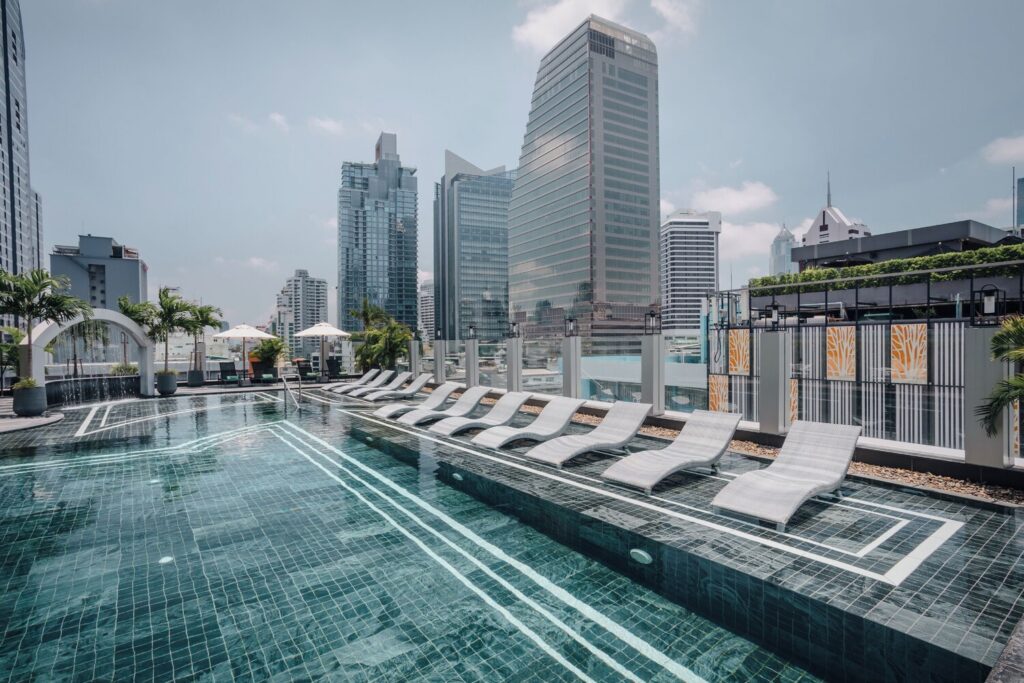 Aira Bangkok Sukhumvit 11, Sukhumvit 11