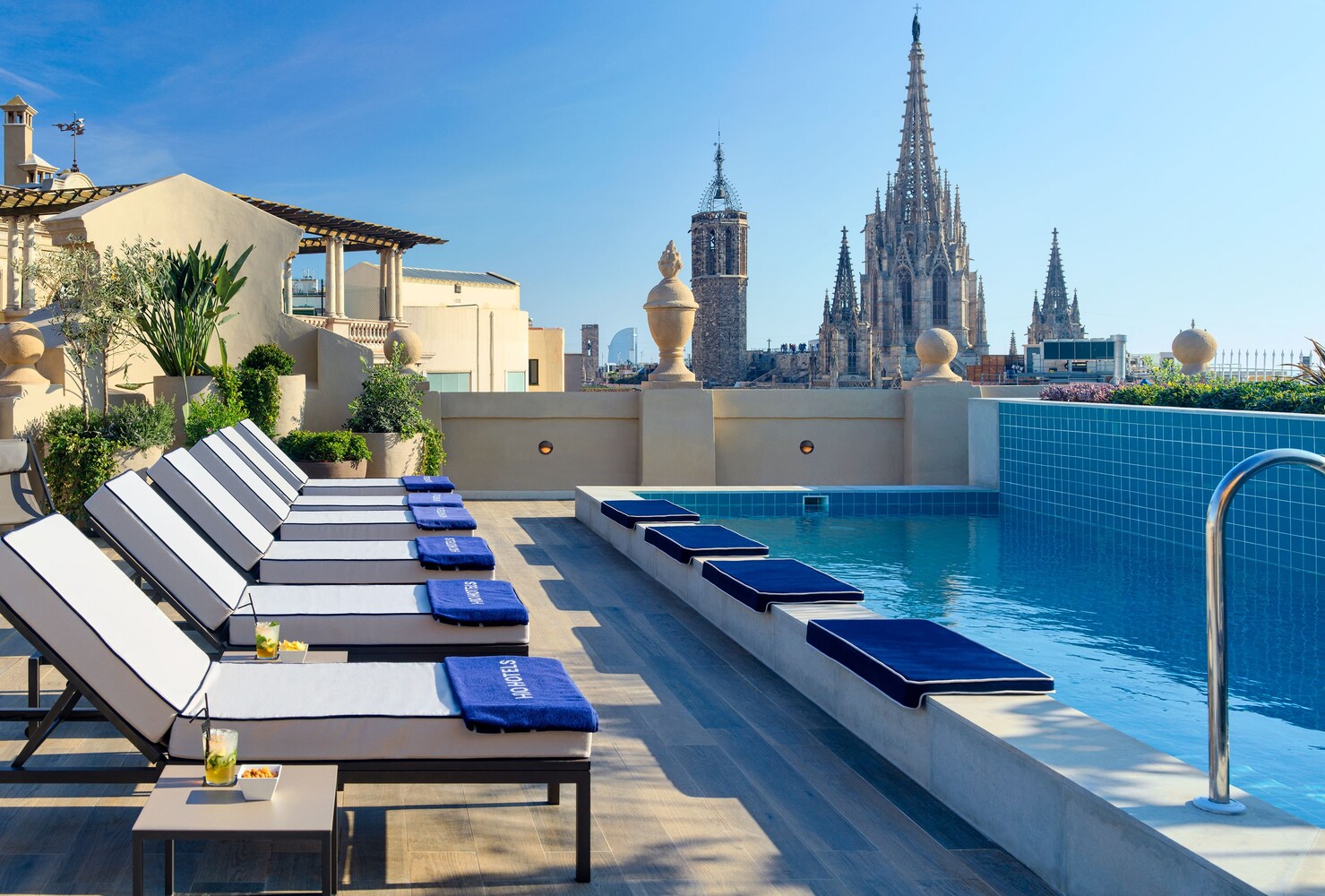 Barcelona for the Booked-Ahead Traveller: Gaudi Slots, Beach-and-City Split Days, and the Gothic Quarter After Six