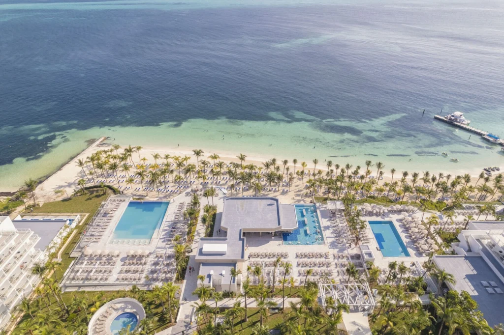 Hotel Riu Caribe - All Inclusive, Hotel Zone, bay side near Playa Langosta