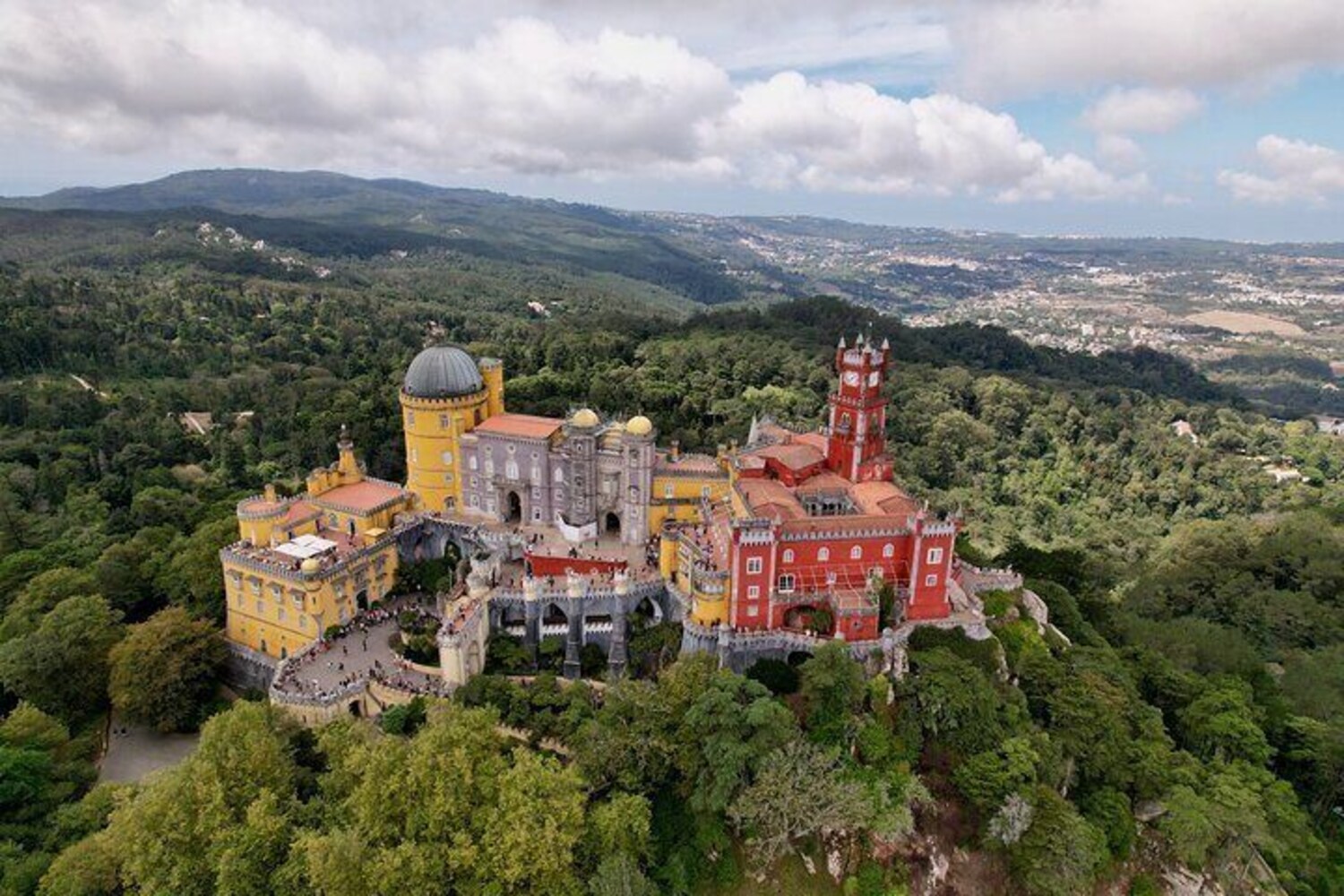 Lisbon: Sintra, Regaleira, Pena & Cabo da Roca, All Tickets Included