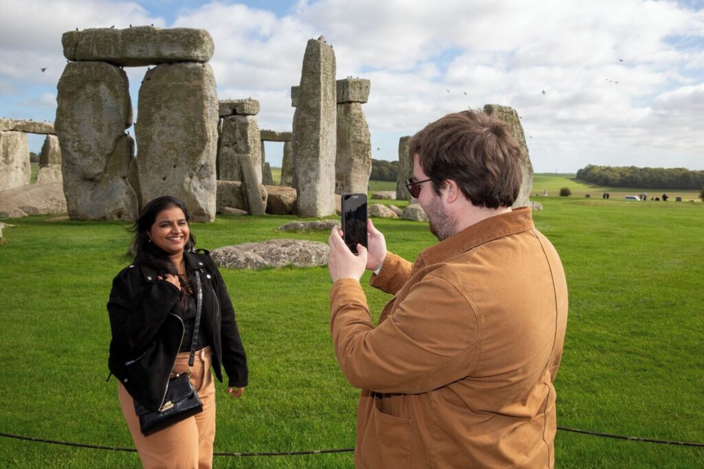 Roman Bath & Stonehenge Full-Day Tour