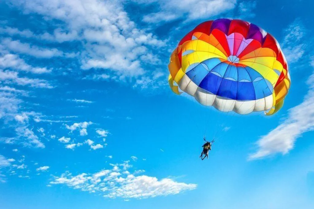Cabbage Beach Parasailing