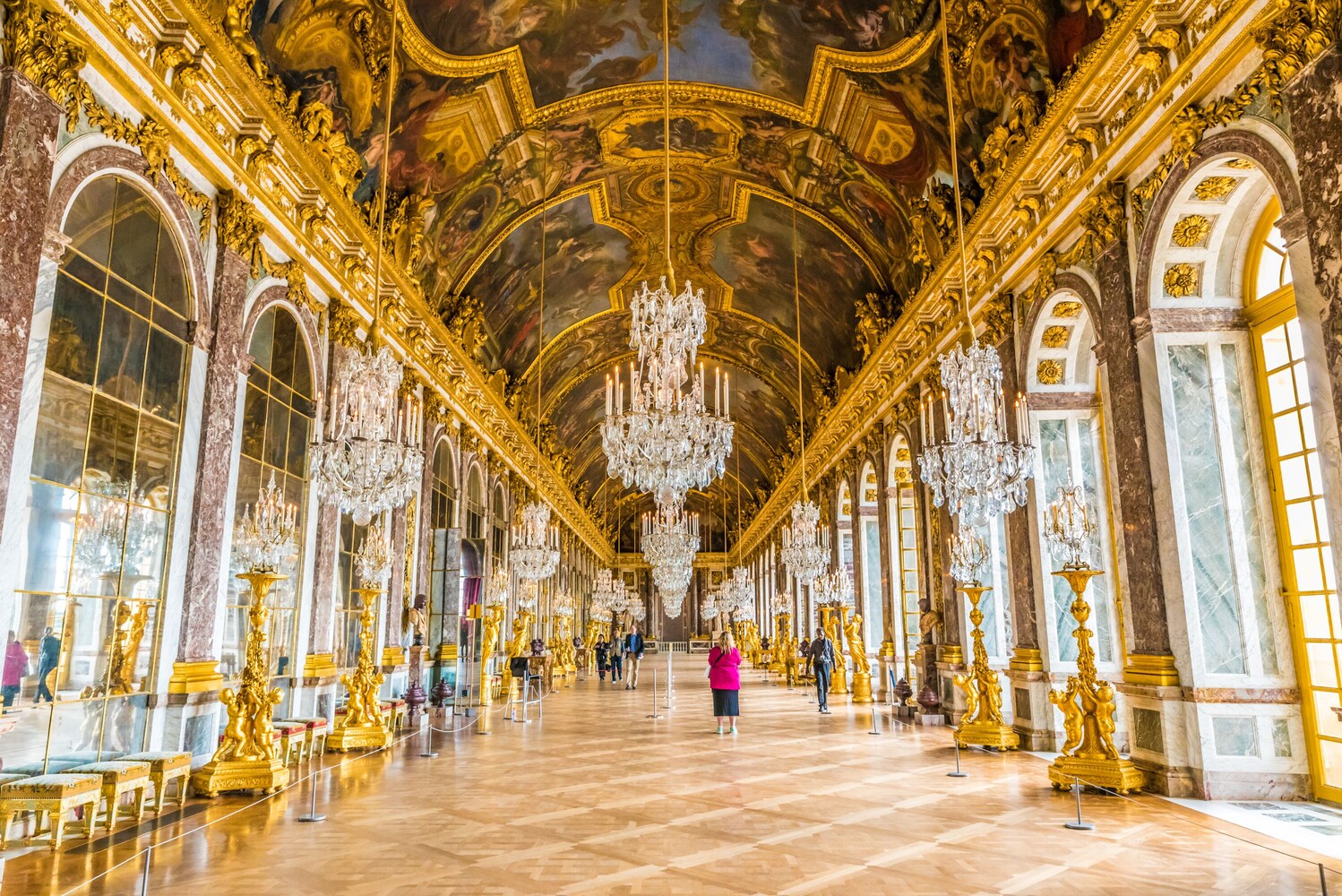Versailles Palace Skip-the-Line Tour with Gardens Access