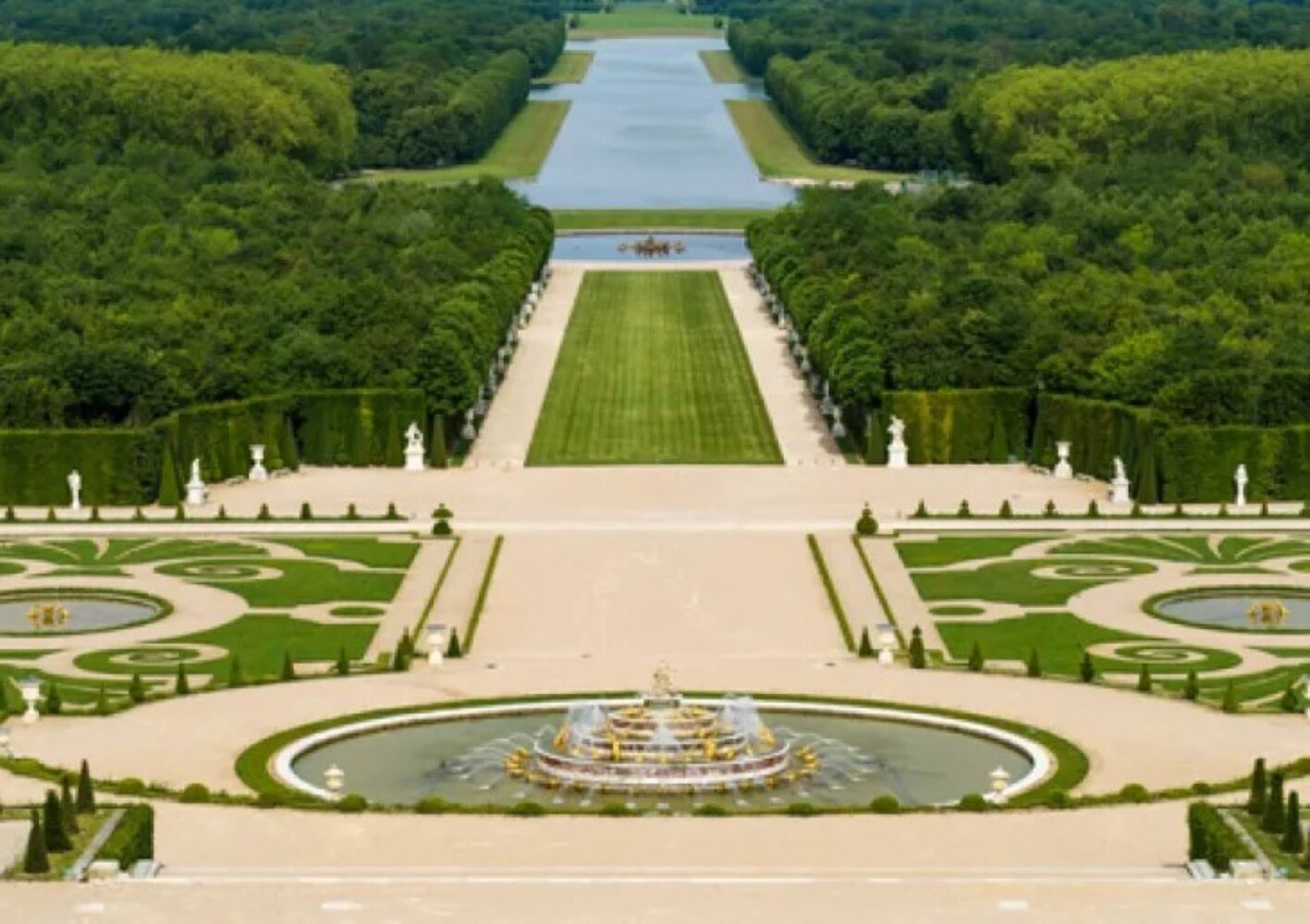 Tootbus Versailles Half-Day Tour from Paris