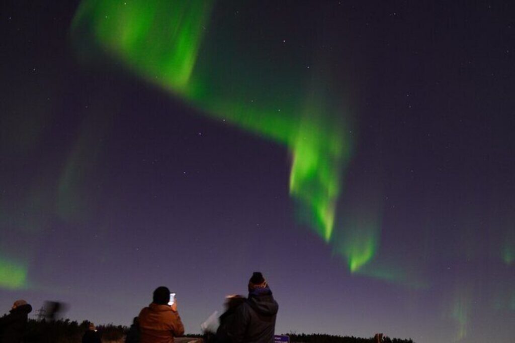 Northern Lights Tour with Pro Aurora Photos, Small Group