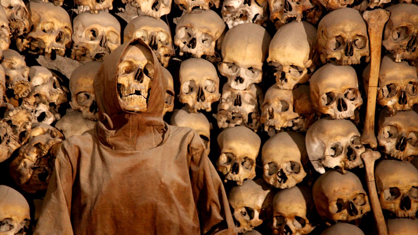 Crypts and Roman Catacombs Small-Group Tour with Coach Transfers